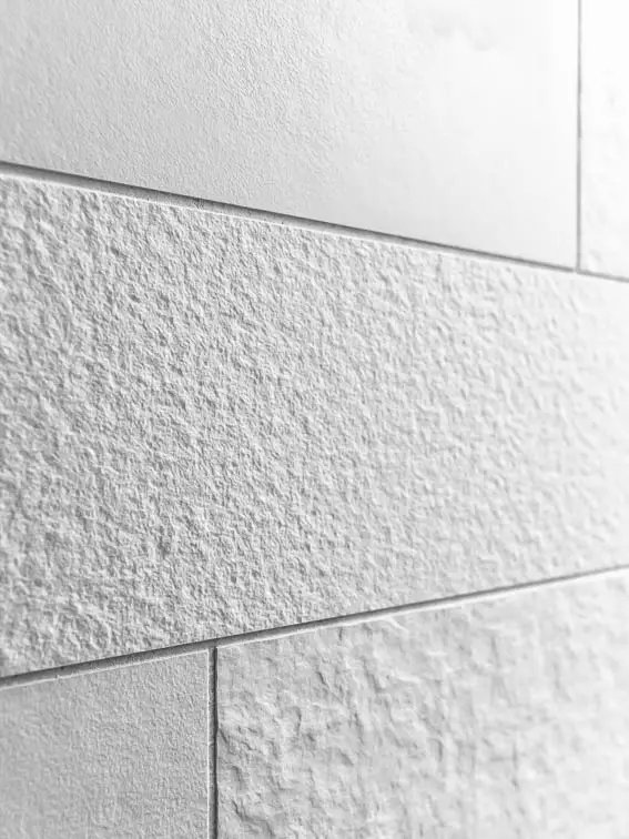 Unterschiedliche Oberfl&auml;chenstrukturen wechseln sich ab